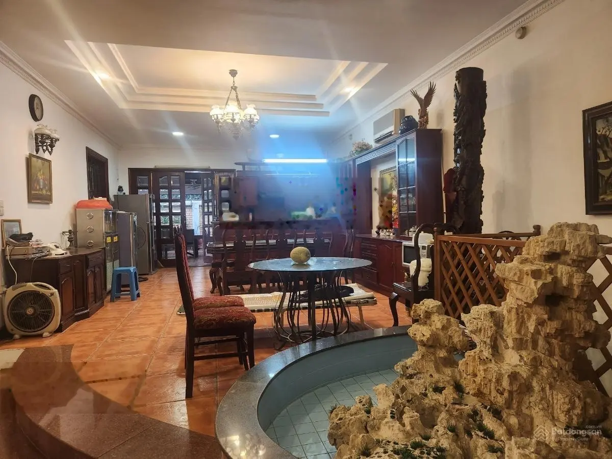 Biệt thự siêu víp dịch vọng, giá rẻ, ôtô, phân lô, 4 tầng, 270m2, mt20 - 65tỷ