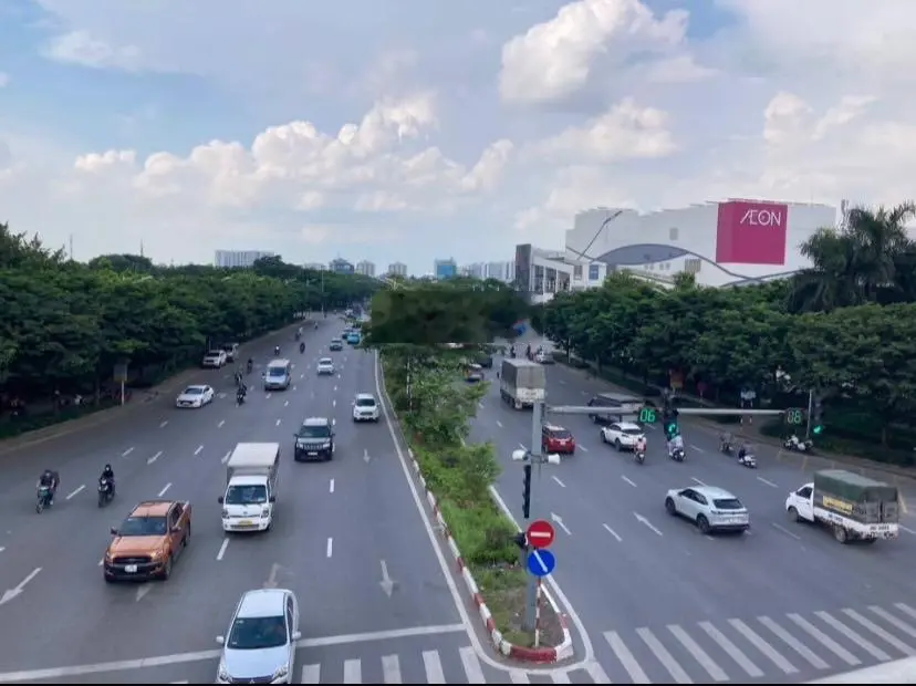Bán mảnh đất đẹp mặt đường ô tô tránh nhau tại phố Trạm cạnh Aeon Mall Long Biên