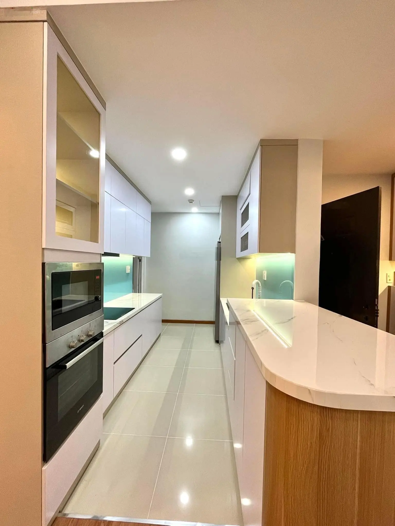 Bán gấp CH Mỹ Phúc, Q. 7 DT 68m2, 2PN 2WC, giá 1tỷ780 đã có sổ kèm full nội thất, view đẹp