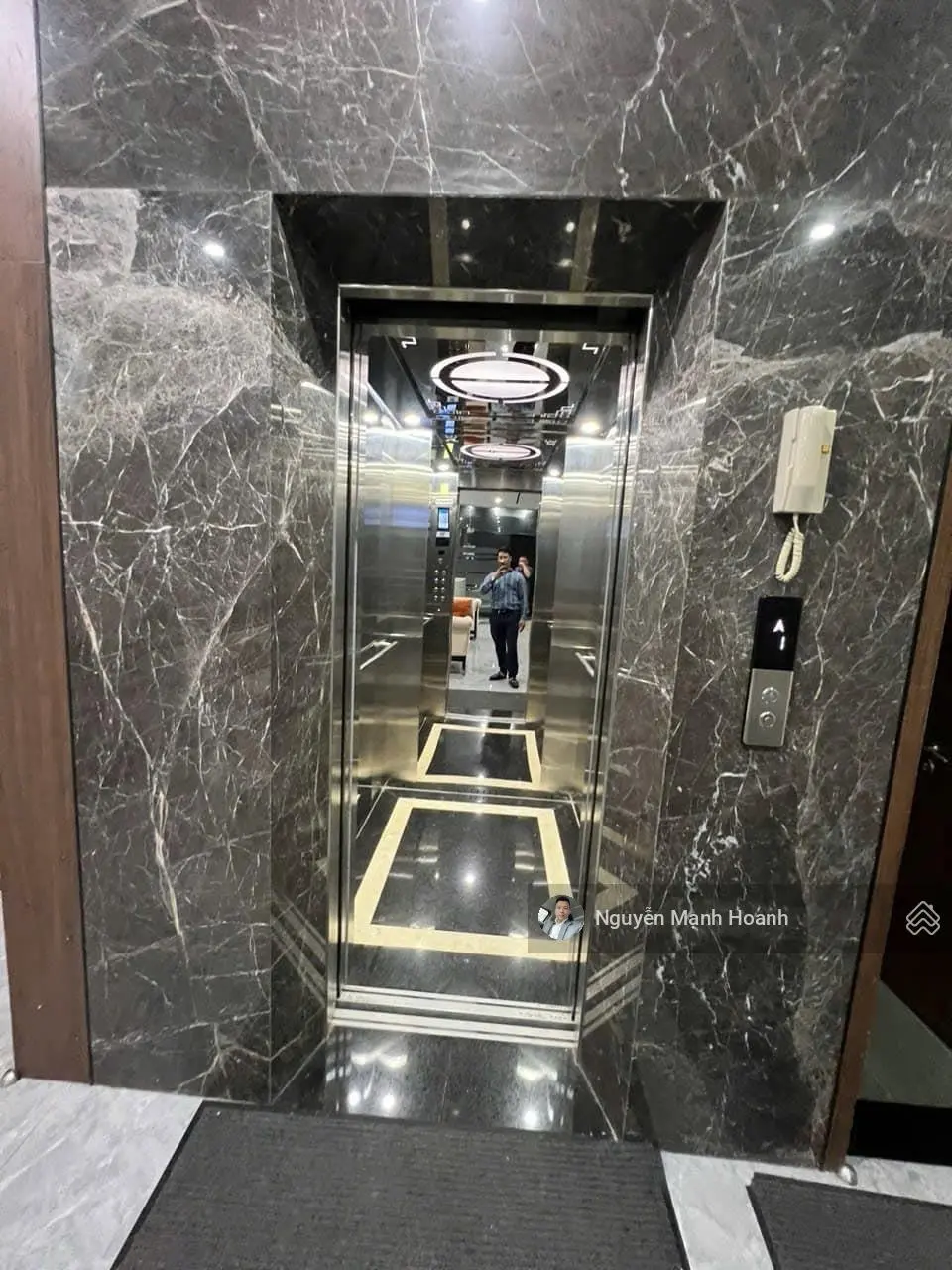 Bán gấp nhà mặt phố Phú Lương, 11,8 tỷ, 55m2, 4PN, 4WC, thang máy, kinh doanh sầm uất