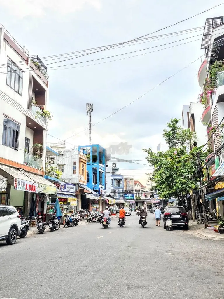 CẦN BÁN GẤP GIẢM HẲN 1 TY NHÀ MT LÊ ĐÌNH THÁM, NHANH CÒN KỊP