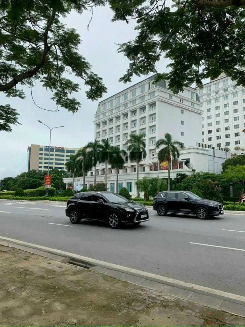 Cần chuyển nhượng lô đất 180m2 thuộc dự án khu biệt thự Mê Linh