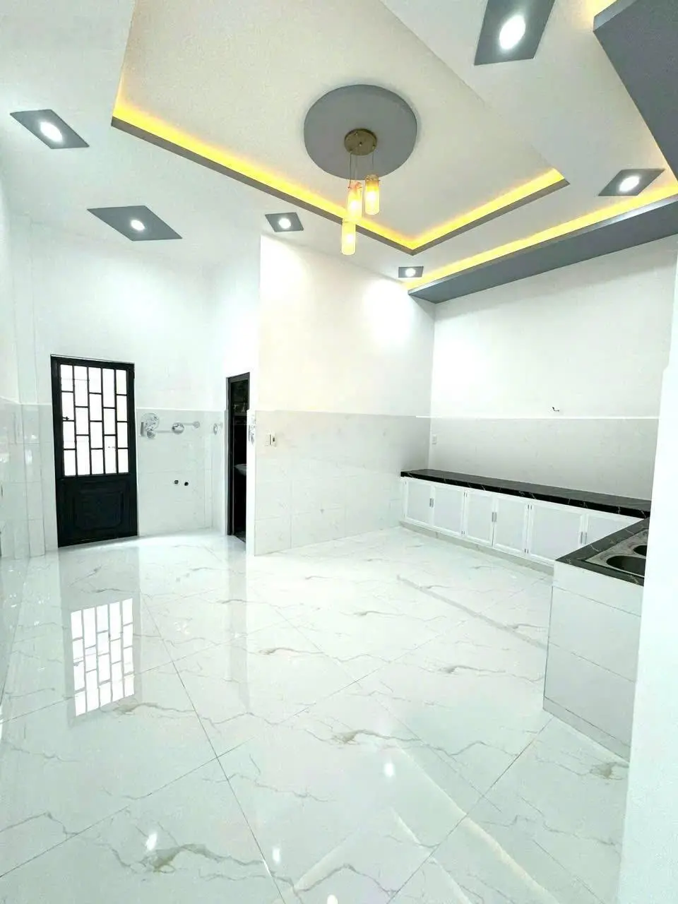 Bán nhà 2 tầng MT Dương Bích Liên, 100m2 giá 4.6 tỷ TL