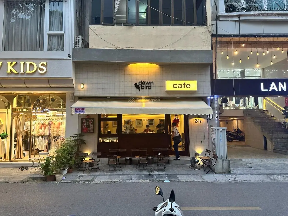 Bán nhà mặt phố giáp P. Quang Trung - Hoàn Kiếm. DT 80m2 mặt tiền 7m chỉ chào 53 tỷ