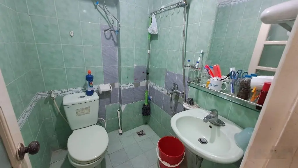 Bán nhà phân lô Nguyễn Văn Huyên 61m2, ô tô, kinh doanh, giá 17.9 tỷ, LH: 0869818555