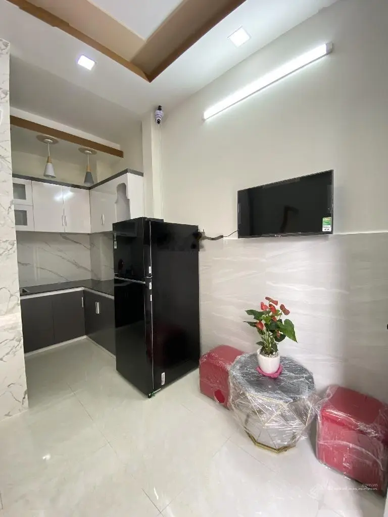 Bán nhà Vĩnh Khánh Quận 4 - 2 tỷ nhỉnh - 3 Tầng - nhà mới full nội thất
