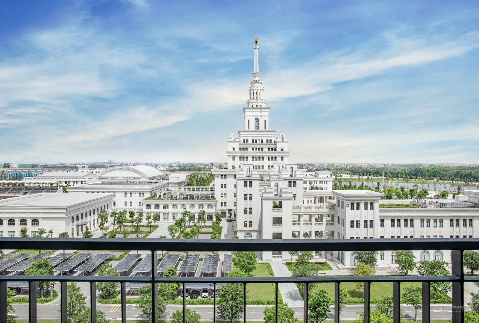 Bán gấp căn 2N Đông Nam view Vinuni, tòa S - Vista nhận nhà cho thuê luôn, tập gym free, có lễ tân