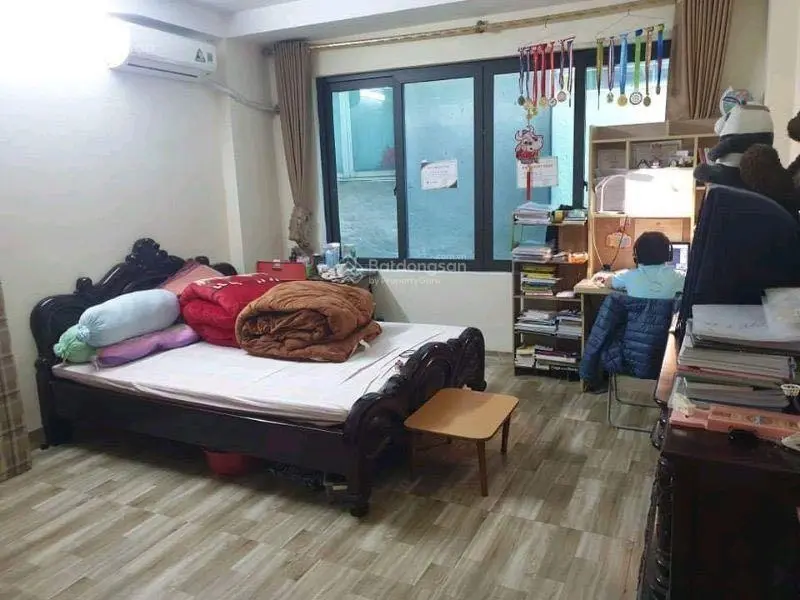Bán nhà mỗ lao hà đông, khu dịch vụ vip phân lô vỉa hè rông, đường thông thoáng, 50m, 5T, MT 4m.