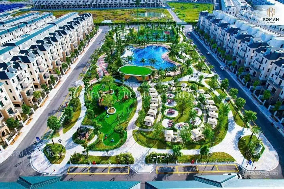 Cần tiền bán giá cam kết rẻ nhất thị trường Chà Là 63m2 giá 7.3 tỷ. Cạnh công viên bể bơi. Sẵn sổ