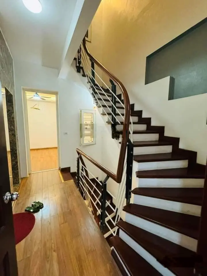 Bán nhà đường Tầm Vu, Phường 26, Bình Thạnh. Giá 3Tỷ450, Dt 65m2, Sổ hồng riêng, hẻm xe hơi 5m