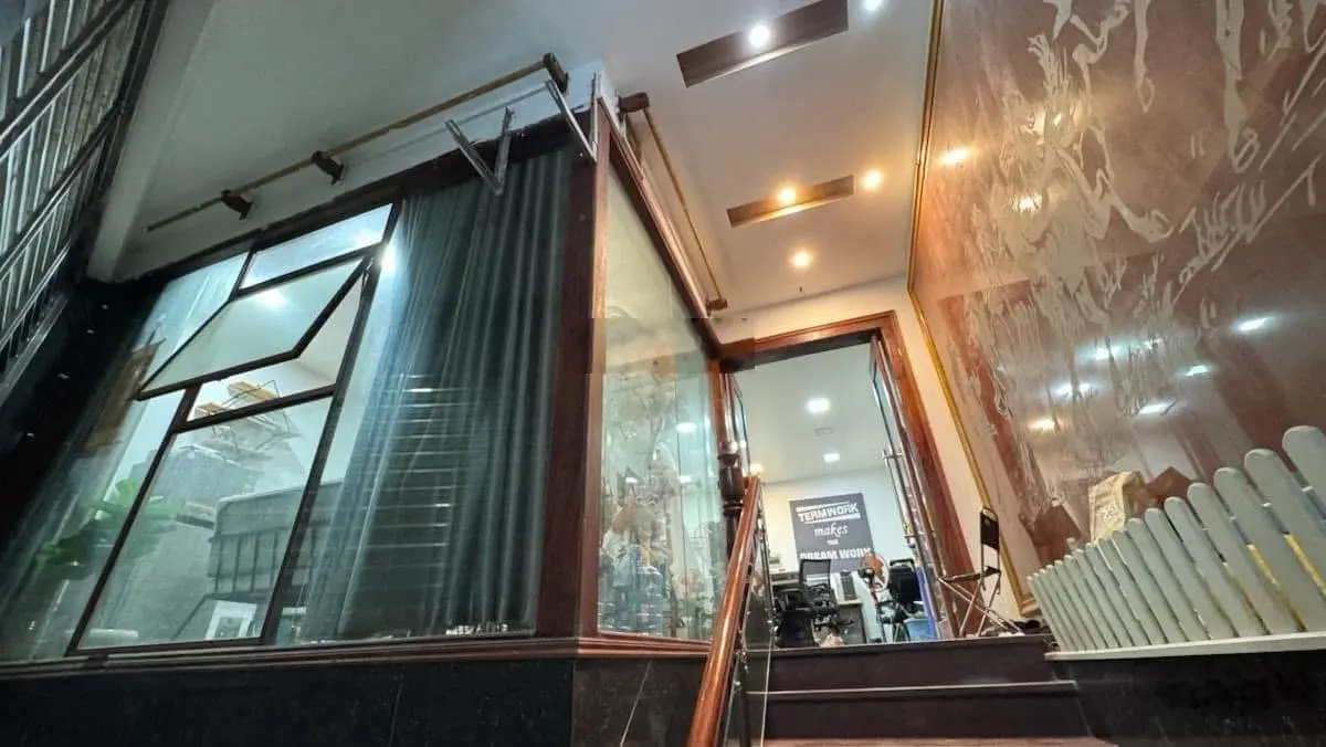 Bán gấp nhà phố trần duy hưng, 10 tầng vừa ở vừa kinh doanh vị trí vàng, dòng tiền khủng