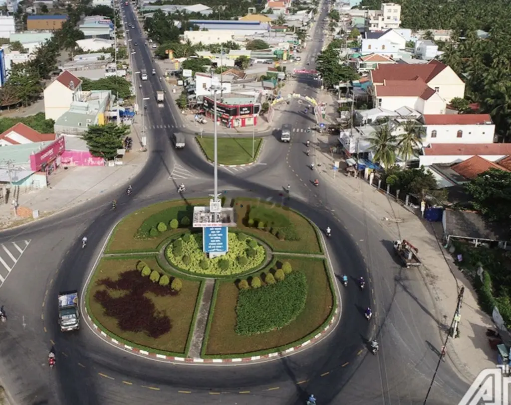 Đất mặt tiền quốc lộ 50 mới đang cho thuê 10 triệu /tháng