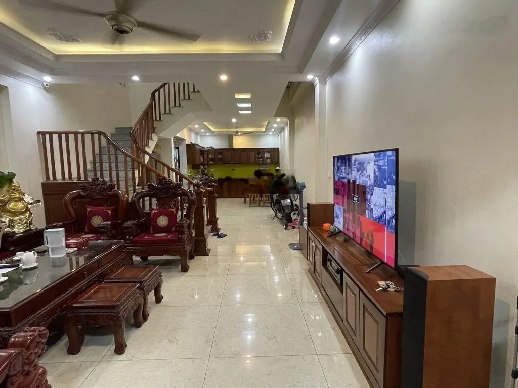 Bán nhà ngã tư Đại La, Trần Đại Nghĩa, 40 m2, ngõ rộng đẹp nhất khu, giá chỉ 7,7 tỷ