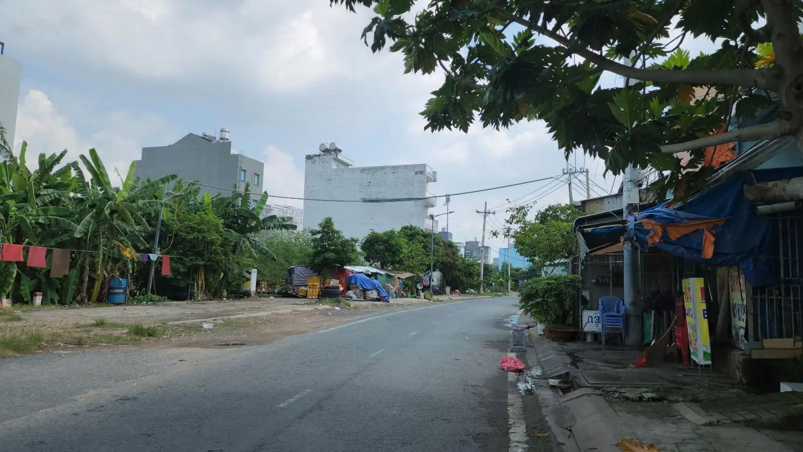 Bán lô đất mặt tiền đường Tân Liêm Phong Phú Bình Chánh. Liên hệ 0922 113 *** Hải