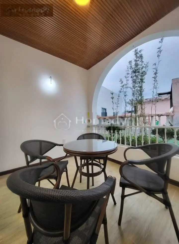 Nhà vườn thiết kế hiện đại ,với khôn gian sống thoáng mát cả ngày - full nội thất chỉ việc vào ở