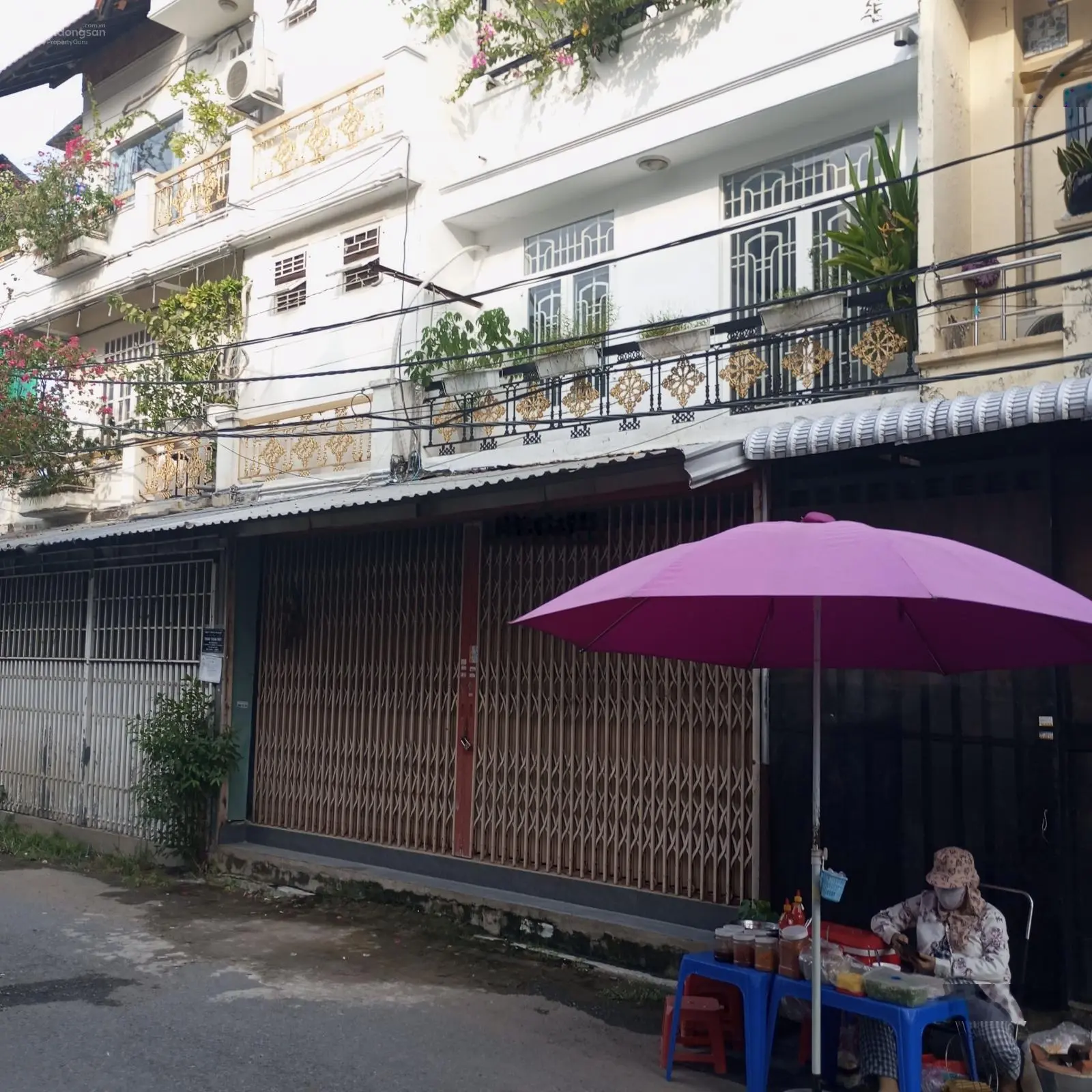 Bán gấp nhà gần Quận 8, Bình Hưng, hẻm xe tải, xe hơi đậu cửa, 3 tầng đúc, nhỉnh 4 tỷ