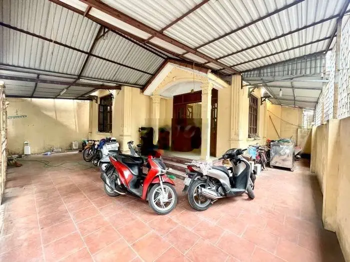 Bán nhà bắc cầu ngọc thụy 141m2 xây 3 tâng - biệt thự lô góc