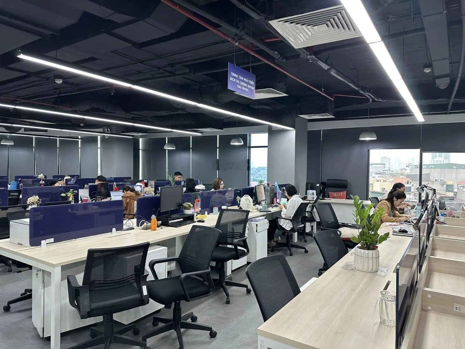 Bán nhà mặt phố Đại Cồ Việt, Hai Bà Trưng, diện tích 525m2, giá chưa đến 500 tỷ, liên hệ 0985 590 ***