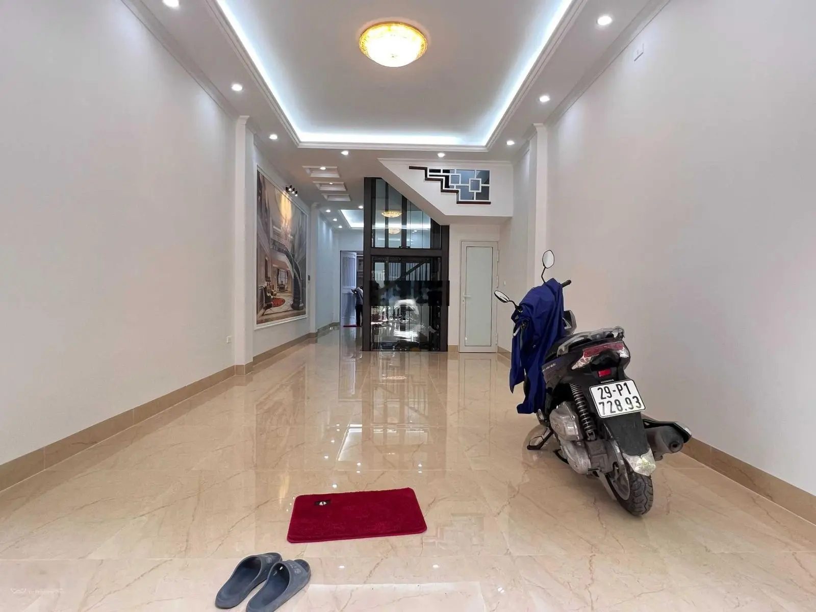 Kinh doanh sầm uất, ô tô 7 chỗ, thang máy xịn sò, đẹp long lanh 56m2 5 tầng Xuân La Tây Hồ, 11 tỷ