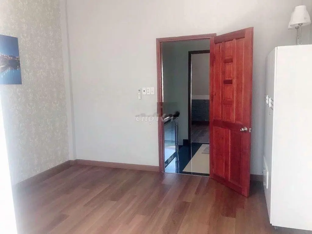 Kiếm đâu ra 200tr/m2 nhà hẻm 7m Nguyễn Tri Phương P9 Q10 . ( 5,2 x 20m) 98m2