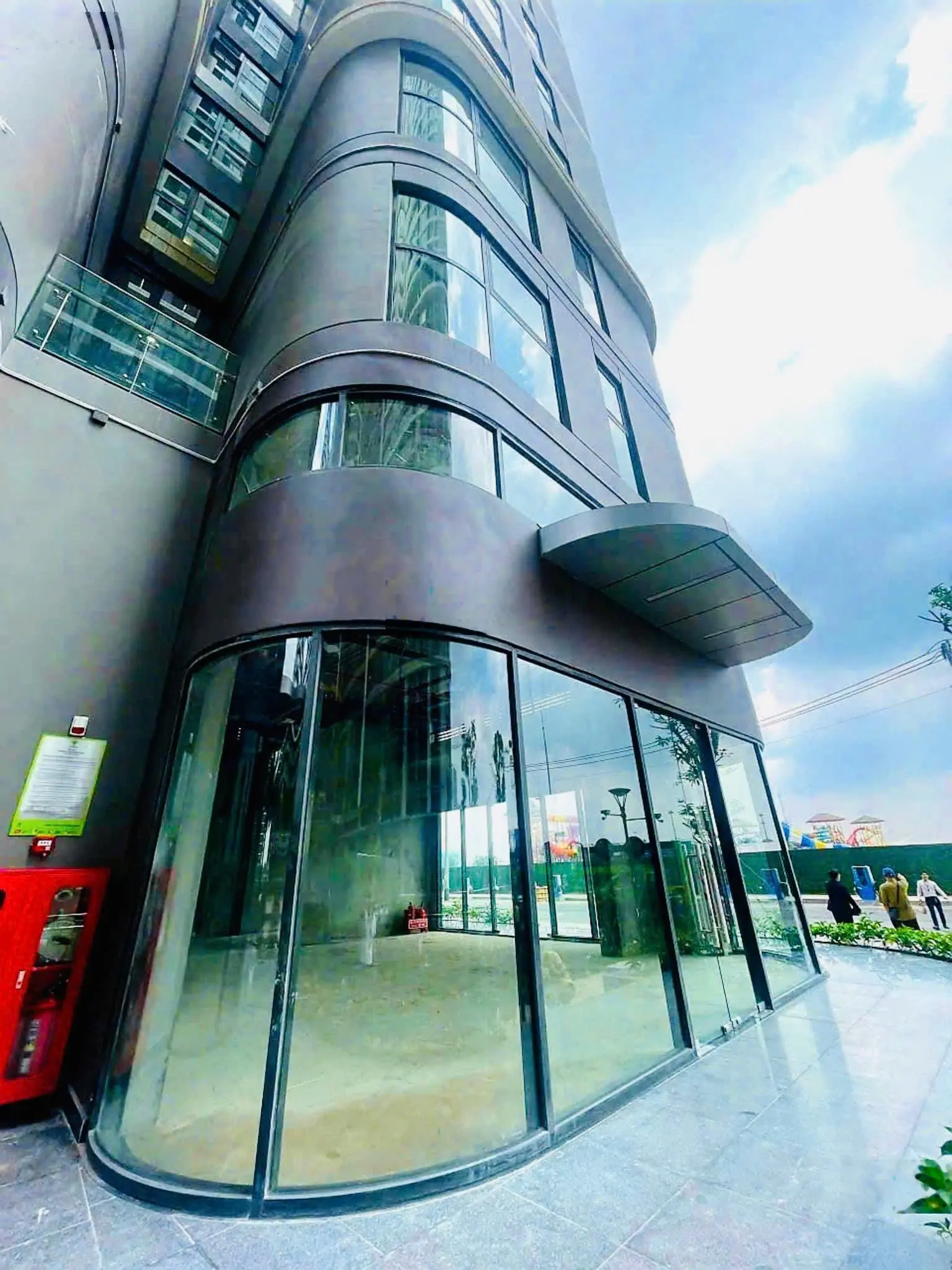(Lỗ 300 triệu) Căn hộ Studio Beverly - view công viên biển hồ giá chỉ 2.2 tỷ duy nhất 1 căn