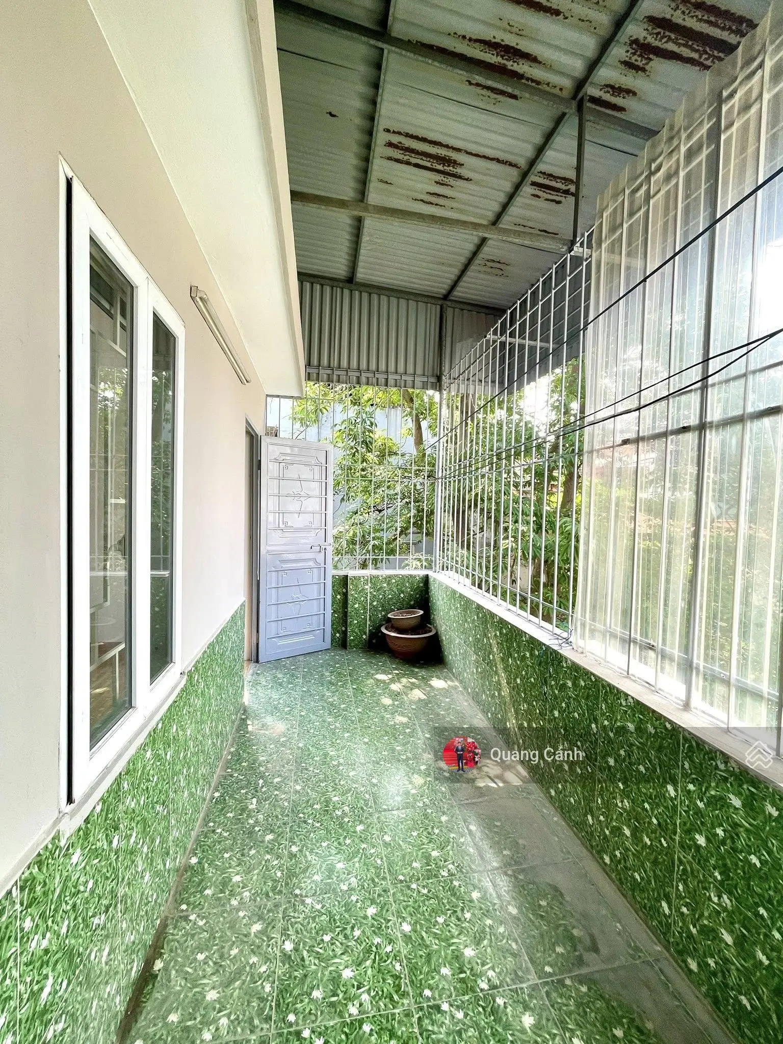 Nhà mới đại la full nội thất - lô góc - sổ đẹp - sân rộng miên man - khu vực dân trí cao -