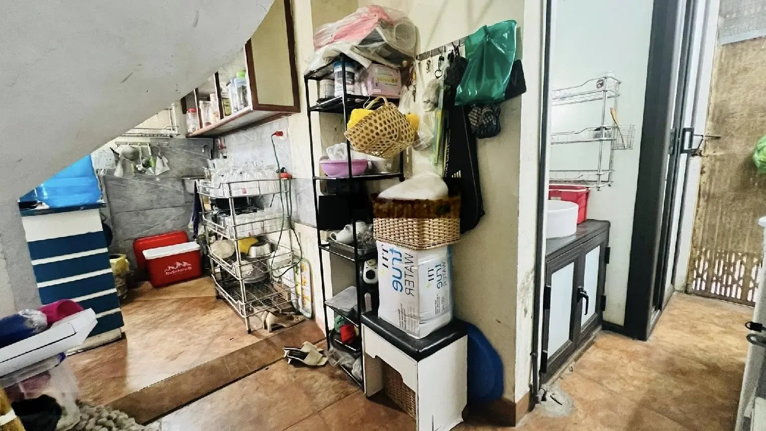 Bán nhà Phương Mai, Đống Đa: 23/34m, 6 tầng, mặt tiền 4,5m giá chỉ 14 tỷ. View hồ thoáng mát.