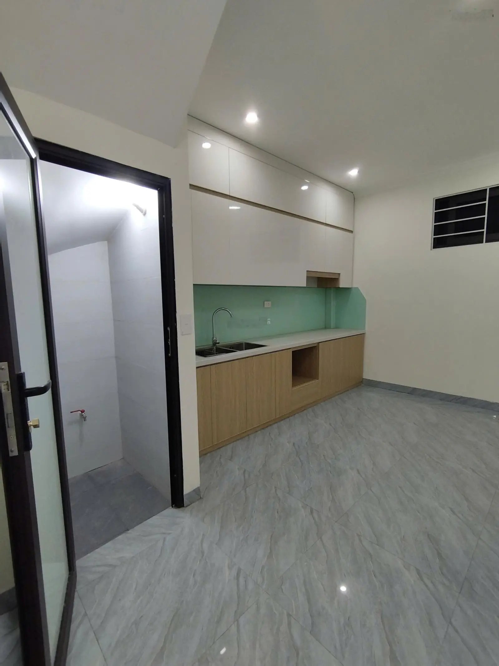 Nhanh tay, chốt ngay nhà Tiền Lệ, Tiền Yên, Hoài Đức, 3.5 tầng, 4 ngủ, full nội thất, chỉ 4.25 tỷ
