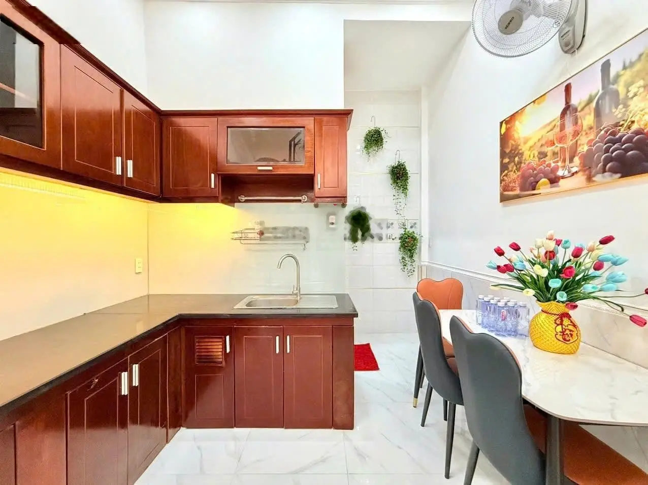 Gần THPT Đào Duy Anh bán nhà Trường Sa, Q3, 60m2 SHR hẻm 4m thiện chí giảm mạnh