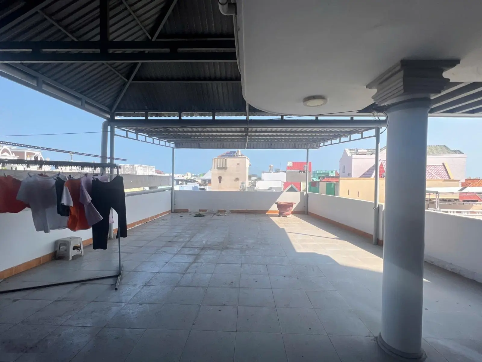 Cần bán nhanh nhà trung tâm 1 trệt 2lầu ~ 94m2, giá chỉ 4,5tỉ - thương lượng trực tiếp với chủ nhà