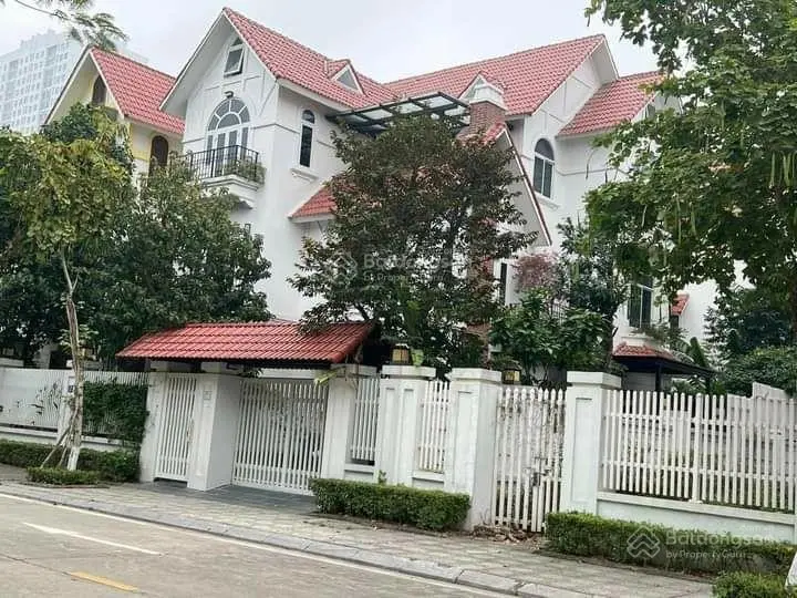 Bán biệt thự 155m2, 4 tầng, lô góc 2 mặt, giá 25 tỷ, Phường Dương Nội, Hà Đông
