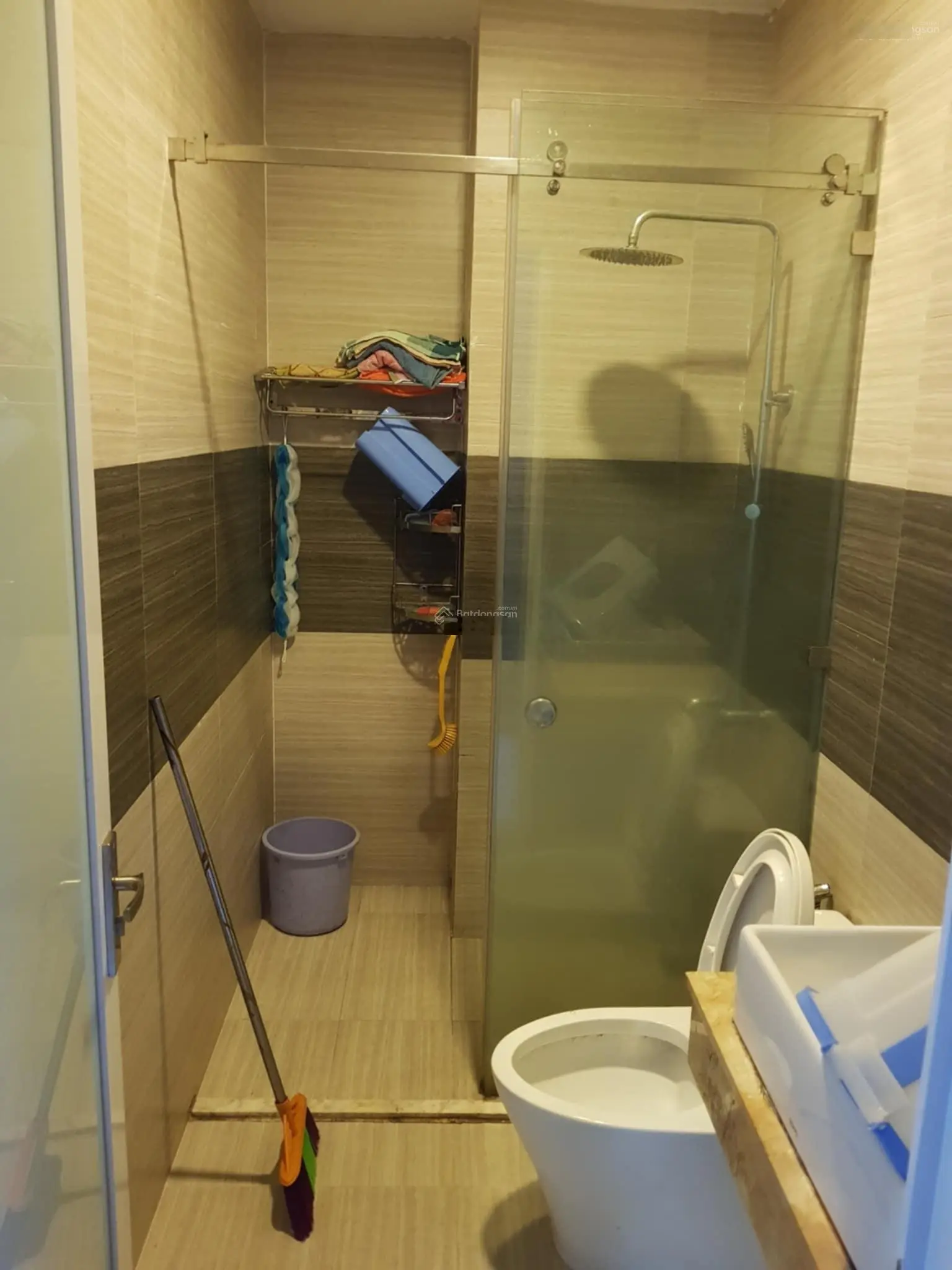 Nhà 4 tầng mặt tiền Cao Bá Quát