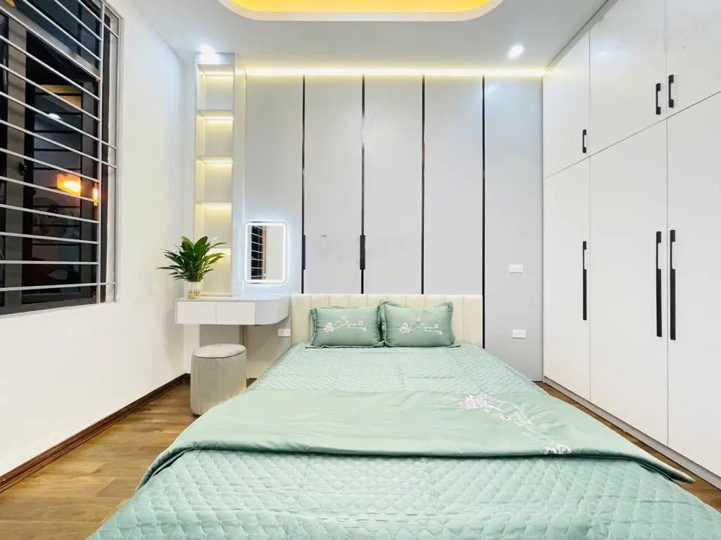 Bán nhà phố định công dt 45m x 4 tầng. Giá bán 6.1 tỷ