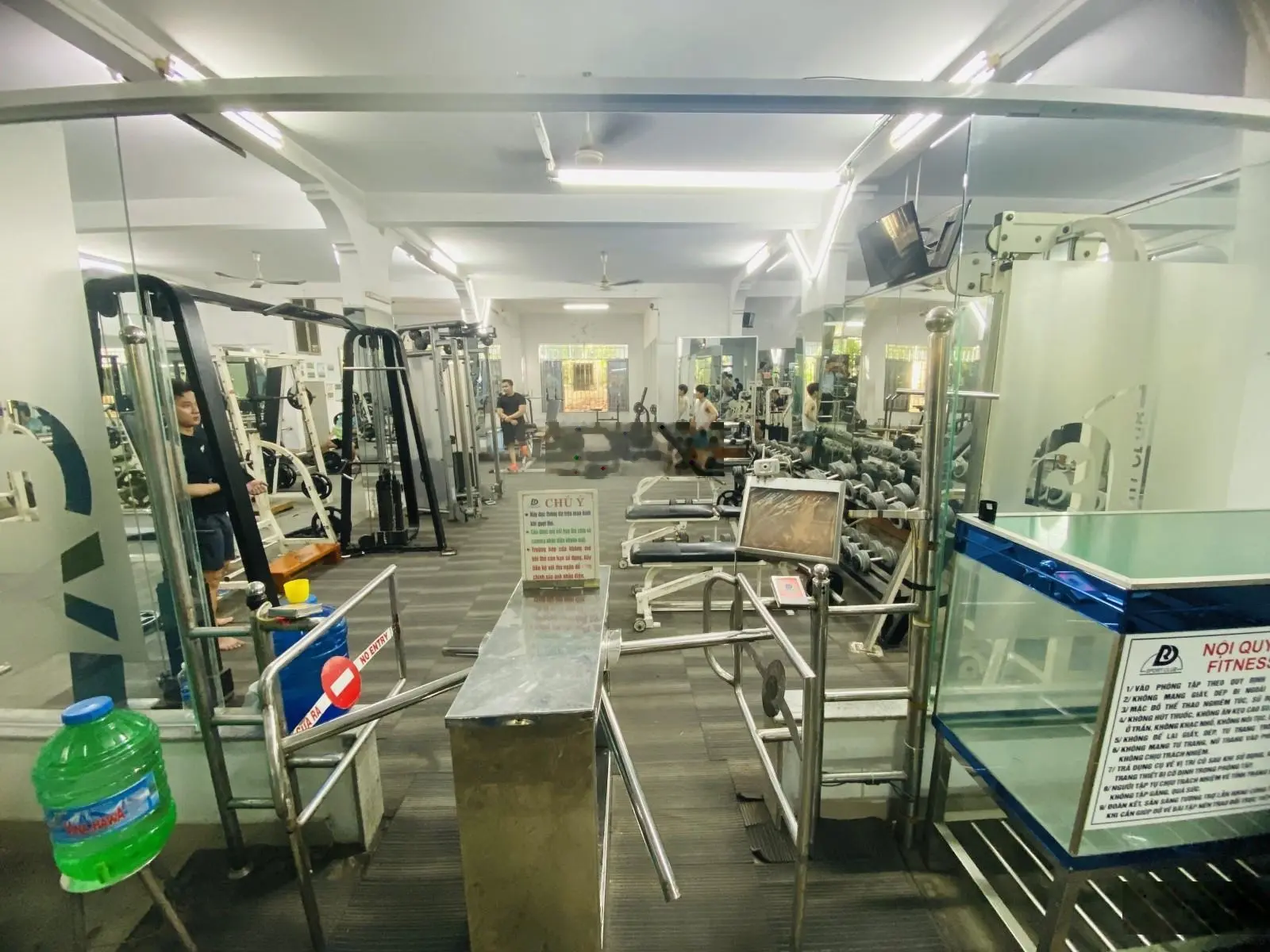 Bán nhà đất mặt tiền giá rẻ, trung tâm Phường Bình Thọ, Thủ Đức. DT 1613m2, ngang 33m - Chỉ 92tr/m2