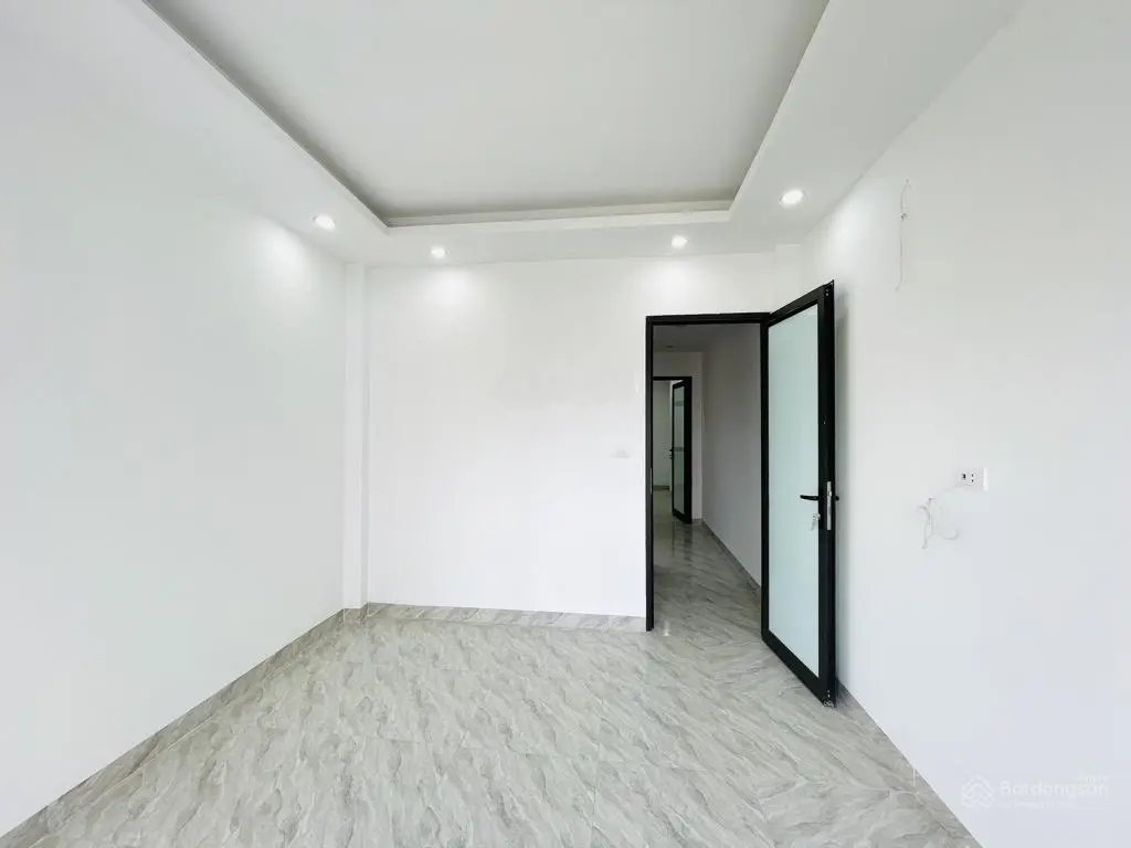 Bán nhà ngõ 26 Tả Thanh Oai, 38m 4 tầng xây mới đẹp, hiện đại giá 4,45 có TL