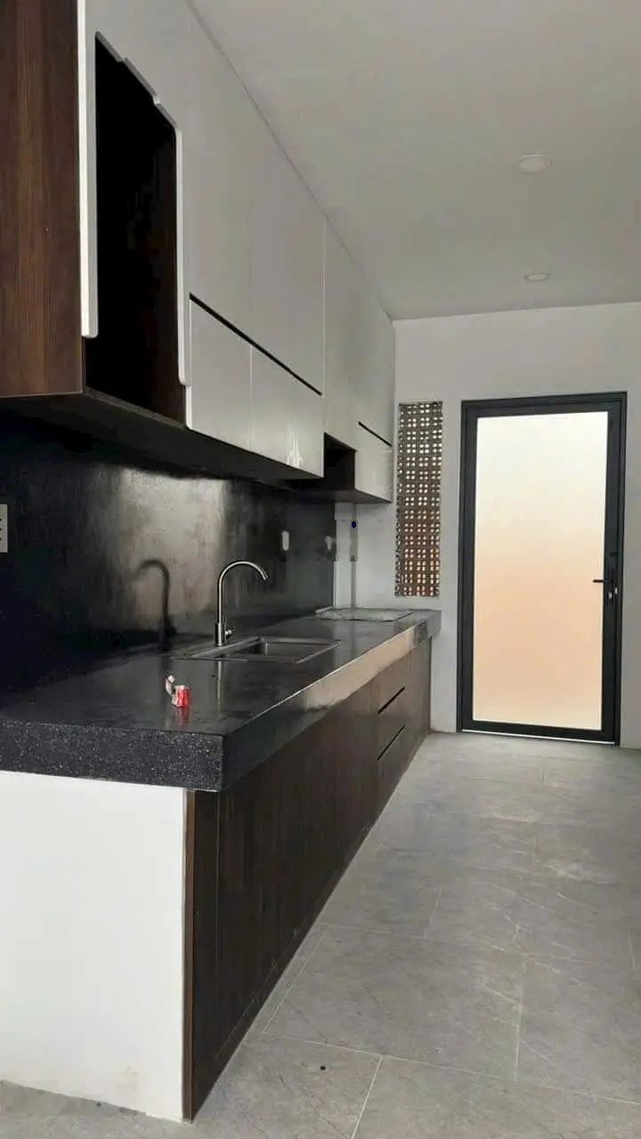 Bán nhà mới 1 trệt 1 lầu gần đường Nguyễn Văn Cung, phường Tân Ngãi, Vĩnh Long.