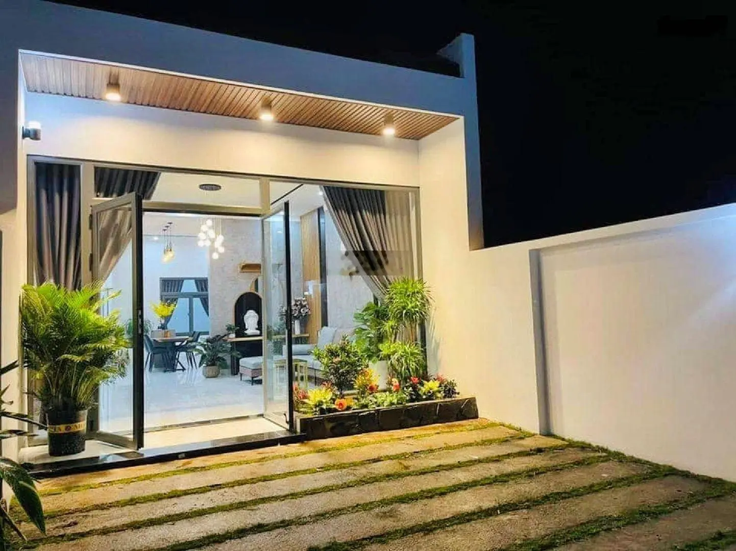 Bán nhà cấp 4 ngay KCN Tân Phú Trung, liền kề Vinhomes, 100m2, sổ hồng riêng