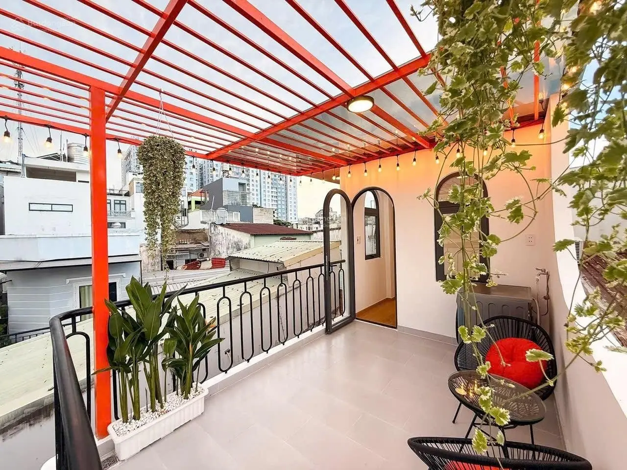 Siêu phẩm Nhà mới Xây Bùi Đình Tuý,Bình Thạnh. DTSD gần 100m2.Full nội thất.Giá 4.980