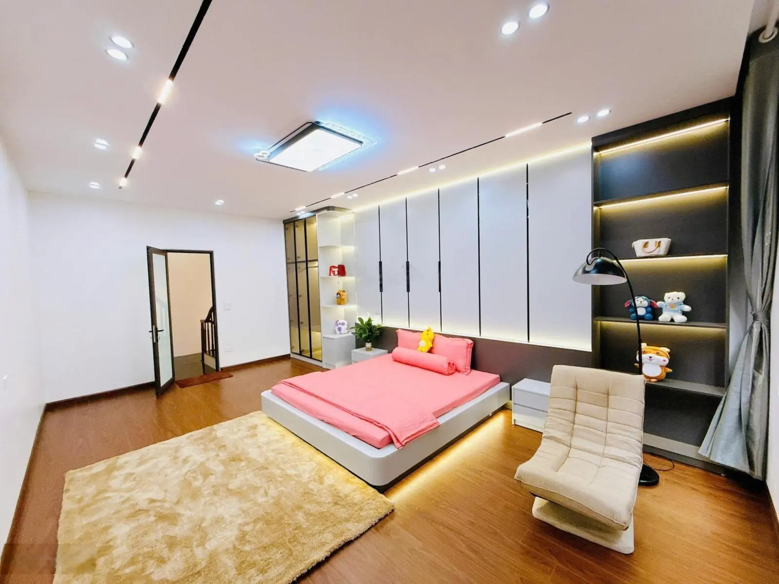 Bán Nhanh tây mỗ -33m2- 5 tầng - mt 4.5m- nhỉnh 4 tỷ- ngõ ô tô- nhà mới- chủ mót bán-giá yêu thương