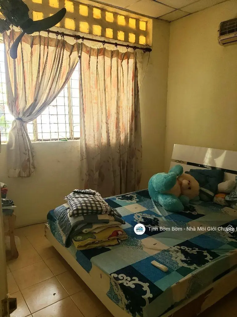 Nhà triệu đô: Ngay Phan Đình Phùng 100m ngang lớn 9.2m nhà cũ tiện xây mới 19.x tỷ MT Phú Nhuận