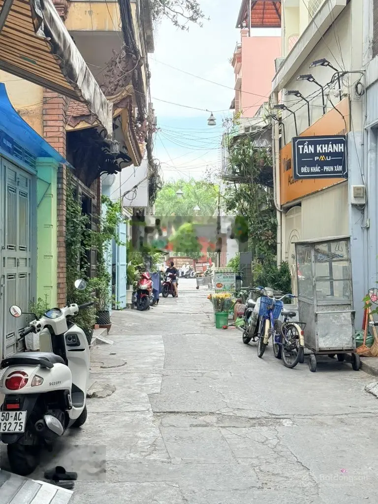 Hẻm xe hơi, 56m2 (4.2*13), Đường 3/2, Phường 11, Quận 10, HCM, giá cực chất 16 tỷ