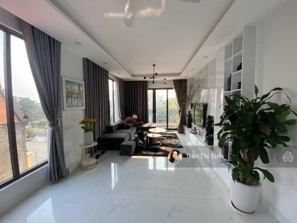 Mặt phố quận Long Biên, vỉa hè 7m, nhà đẹp 2 thoáng dòng tiền 20tr/th vừa ở vừa kinh doanh 96m2