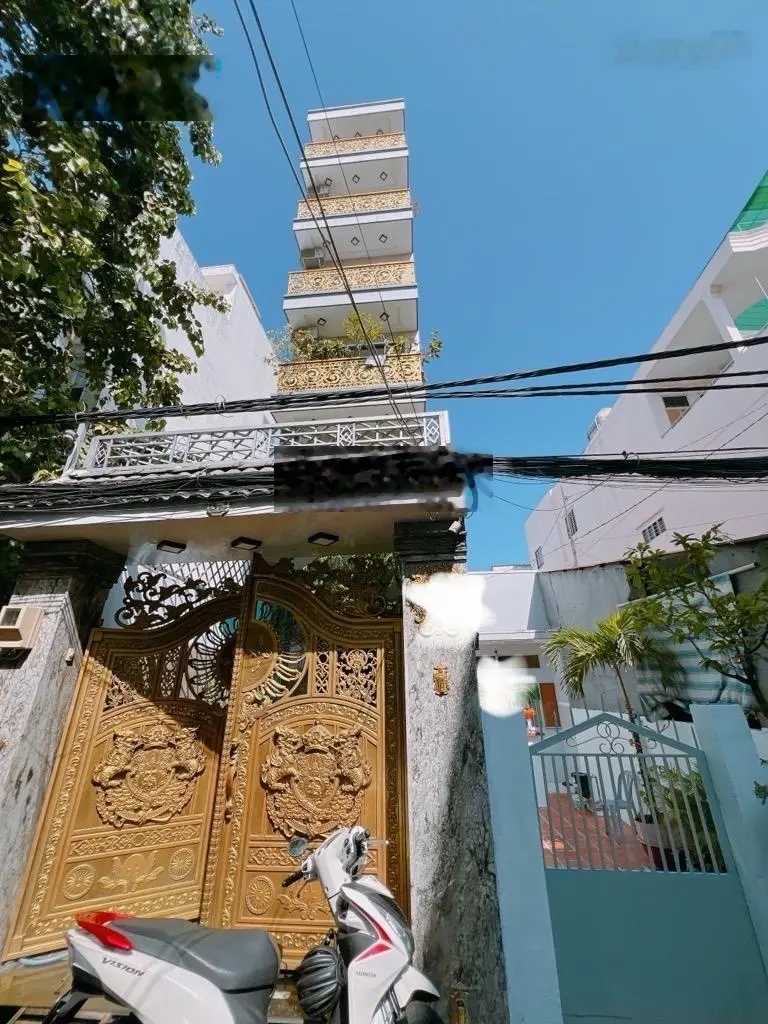Nhà đẹp luxury , q.4 , ( dtsd : 232m2 )