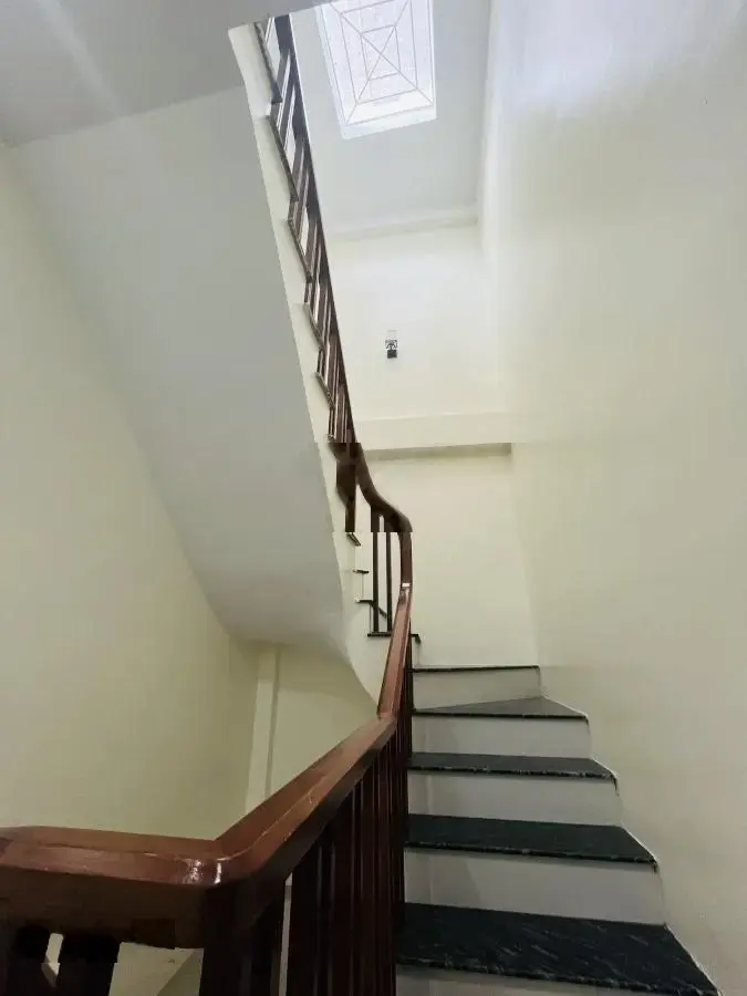 Siêu Hiếm ! Bán Nhà Phố Nguyễn Trãi 38M*5T*4mMT - Gần Ô Tô - Kinh Doanh - Nhỉnh 6 Tỷ