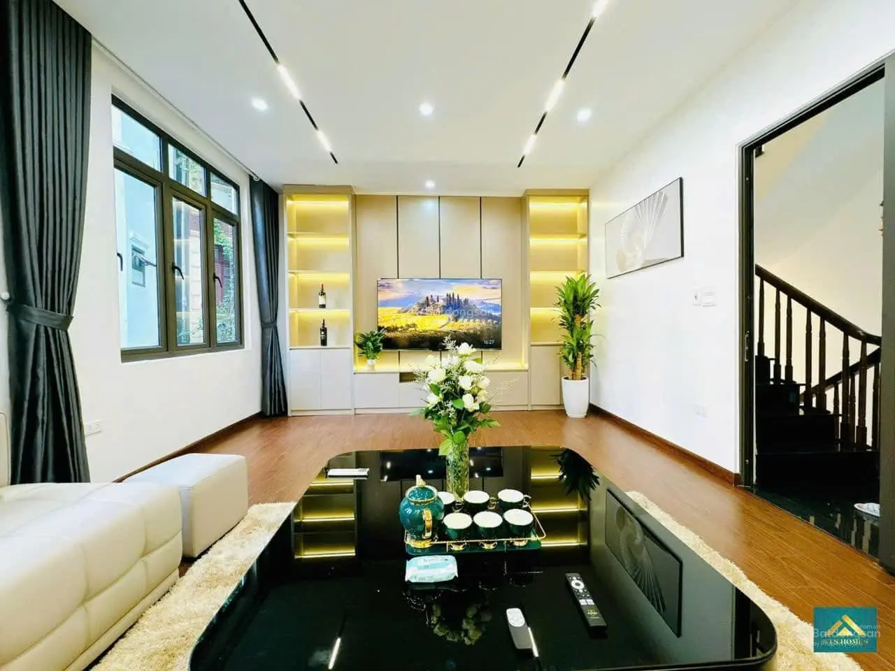 Bán Nhà Đống Đa Tôn Đức Thắng Ngõ rộng oto vào nhà vừa ở vừa kinh doanh DT 55m giá 11,8 Tỷ