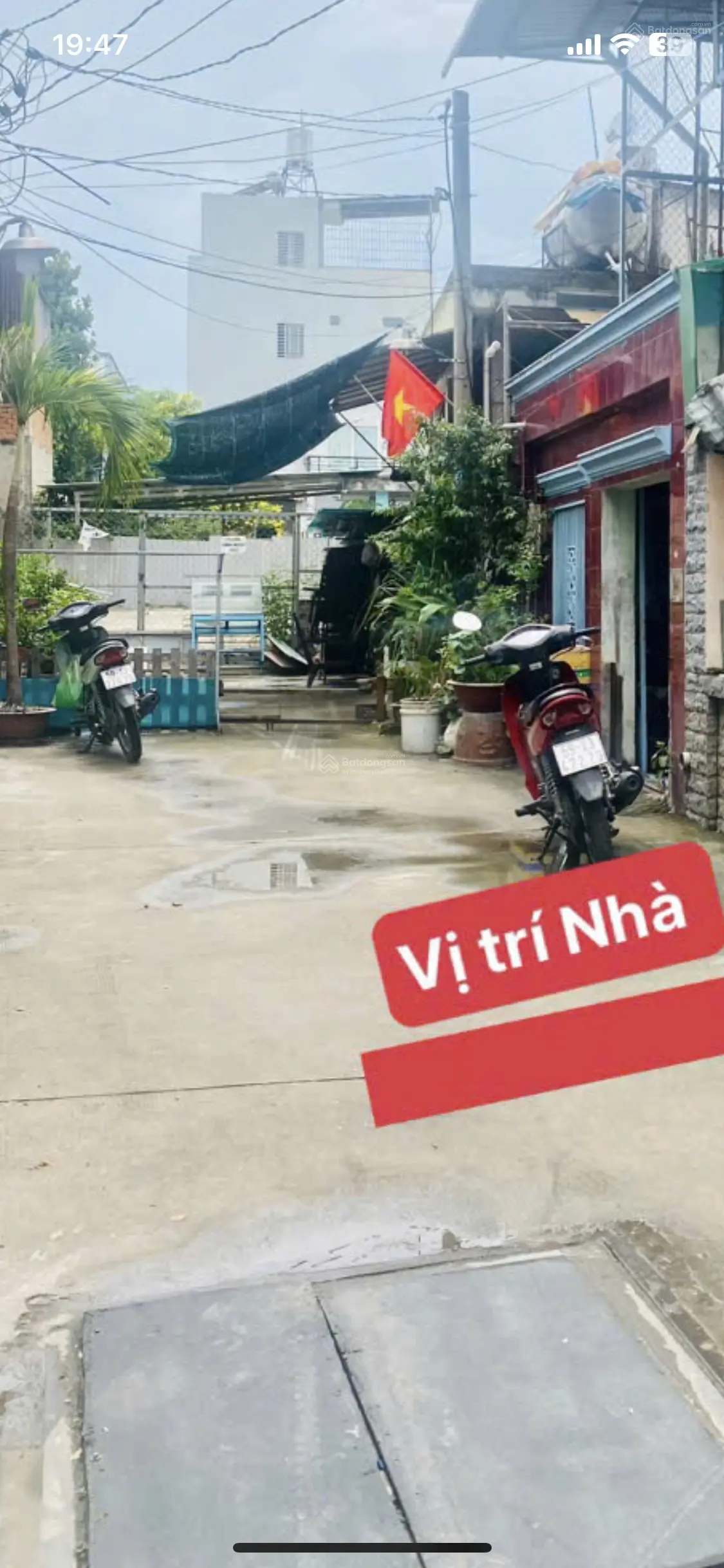 Quá rẻ Nhà 4 tỷ/1 trệt 1 lầu ngay chợ Thủ Đức, SHR, 75m2 đất thổ cư, 130m2 DT sàn, nhà hoàn công đủ