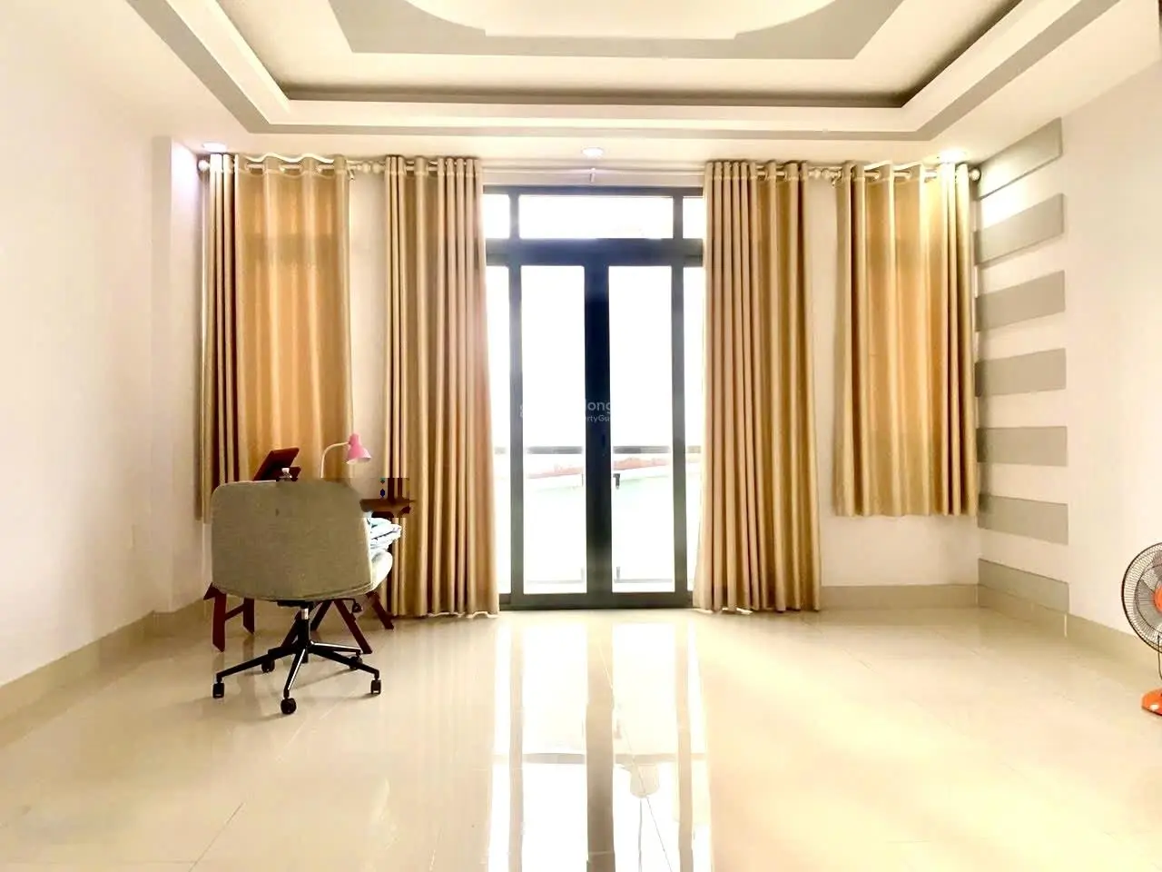 Bán căn nhà tại Nhiêu Trứ, Phú Nhuận. Giá 7ty5 giao dịch nhanh