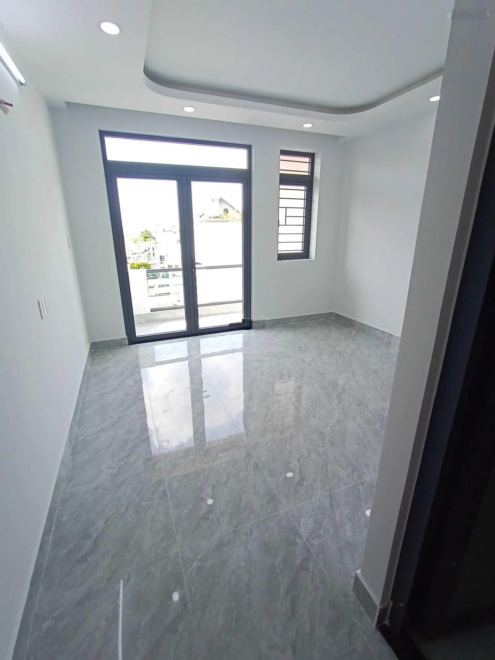 Kề sát mặt tiền Tỉnh Lộ 10 - Ngay Khu Tên Lửa Aeon - 66m2 - 5 tầng - thang máy chờ
