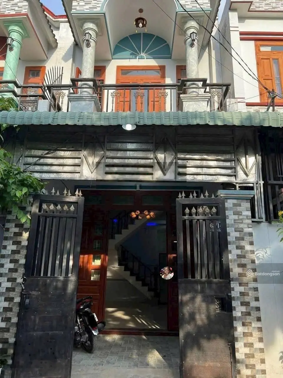 Cần bán nhà 1 Lầu 1 Trệt gần trường học Tân Đông Hiệp Dĩ An , sổ riêng , giá cực hấp dẫn