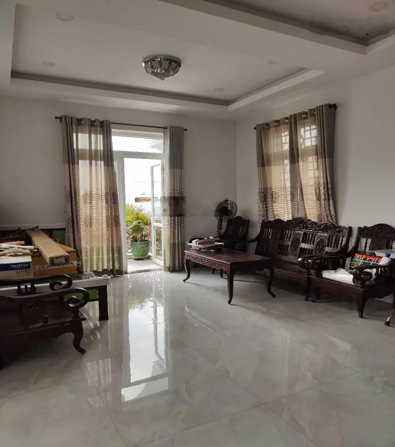 Bán nhà MT ngộp, xe hơi đỗ cửa ĐS 53, Hiệp Bình Chánh, Thủ Đức, 151m2, 3 tầng, còn mới